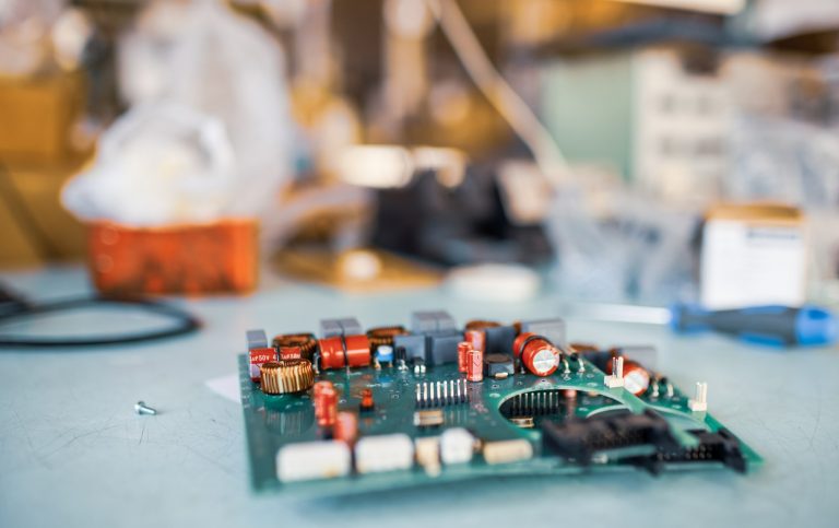 מה עושה Embedded Engineer?